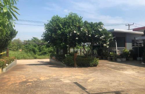 Phitsanulok Hotel | วังอินธารา รีสอร์ท (Wangintara Resort)