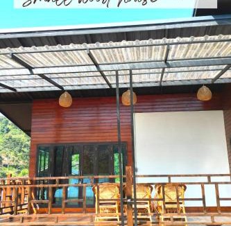 Bo Kluea Hotel | สะปัน กลางนา คาเฟ่ Sapan Klang Na Cafe