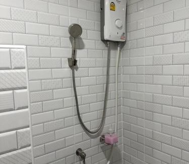 K. Phu Pieng Hostel | เดอะซันทูมูนโฮสเทล