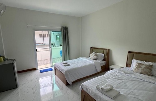 Chaiprakarn Hotel | เรยาห้องพักรายวันLaya Daily room