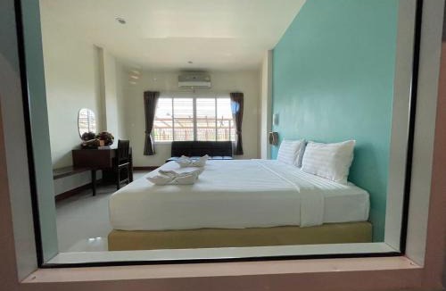 Samut Sakhon Hotel | โรงแรมพันวลี