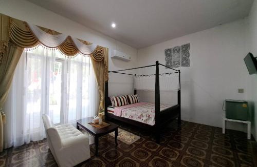 Kanchanaburi House | โรสชาเลต์ Rose Chalet
