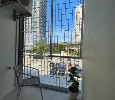 Bang Na Apartment | 1 min walk to BTS, 3 Bed 3 Bath, Entire House