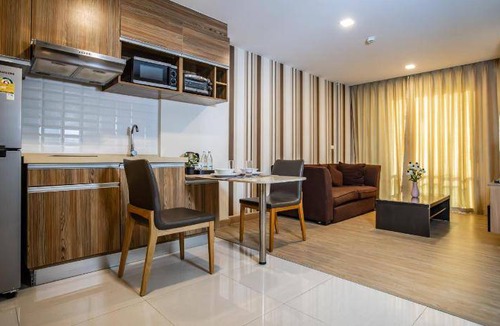 Ekkamai Apartment | 100 m² Serviced apartment ∙ 10 guests