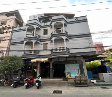 Central Pattaya Hostel | 104 Wanna Apartment