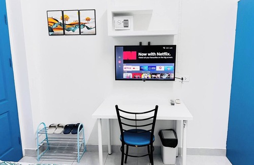 Chan Kasem House | 105 Budget Room, wifi&utilities Bangkok’s center