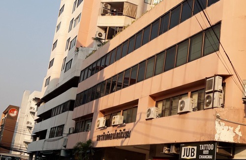 Chang Phueak Condo | 10mins walk to Nimmanhaemin rd, 15mins to chiang mai university and 25m old city
