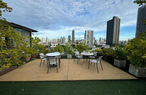 Khlong Tan Nuea Apartment | 115 m² Apartment ∙ 2 bedrooms ∙ 5 guests