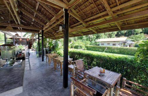 Thong Krut Resort | 14 m² Resort ∙ 2 guests