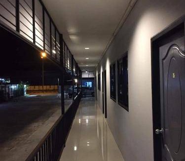 Lom Sak Hostel | 16 m² Hostel ∙ 2 guests
