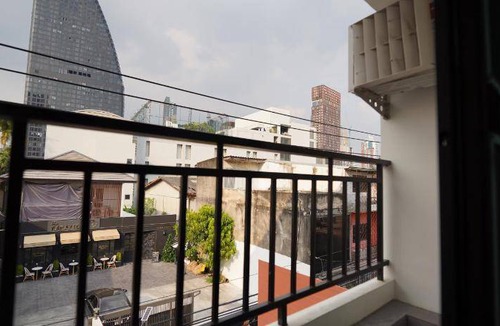 Khlong Toei Hotel | 170 m² Hotel ∙ 10 guests
