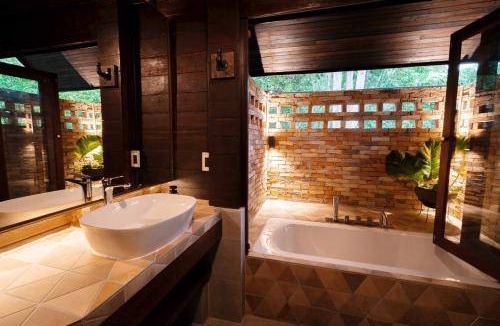 Kanchanaburi Villa | 180 m² Villa ∙ 3 bedrooms ∙ 6 guests