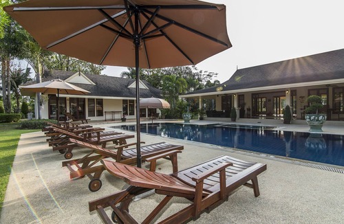 Hin Lek Fai Villa | 1900m2 private villa with big pool, perfect for families & fast WiFi. In Hua Hin
