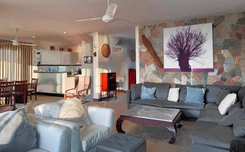 Huai Yang House | 195 m² House ∙ 3 bedrooms ∙ 7 guests