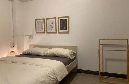 Dok Mai Apartment | 2 Bedroom Condo Bangna Steps to Mega Bangna & IKEA Quick Airport Access