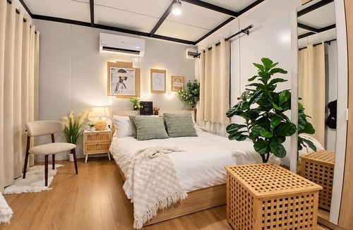 Koh Kaew House | 2-bedroom house in tranquil Ratsada Mueang Phuket with AC