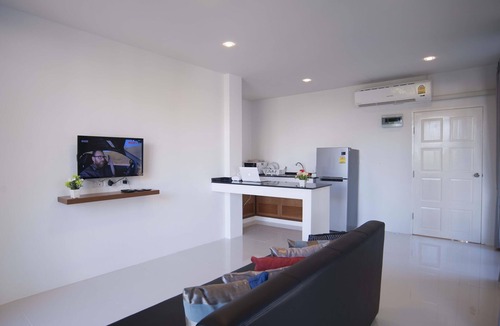 Rawai House | 2 Bedrooms Villa with Sea View (B1)