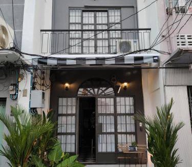 Wat Sam Phraya Bed & Breakfast | 20 m² Bed and breakfast ∙ 3 guests
