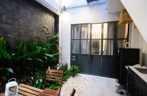Wat Sam Phraya Bed & Breakfast | 20 m² Bed and breakfast ∙ 3 guests