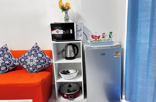Chan Kasem Apartment | 205 budget room Wi-Fi & utilities Bangkok’s center