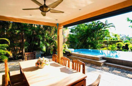 Klong Son Villa | 220 m² Villa ∙ 4 bedrooms ∙ 8 guests