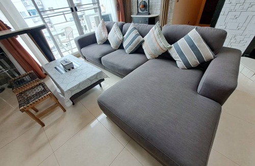 Khlong Toei Nuea Apartment | 229 m² Apartment ∙ 5 bedrooms ∙ 14 guests