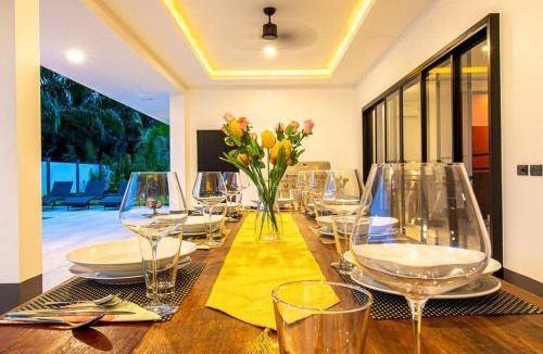 Krabi Villa | 230 m² Villa ∙ 4 bedrooms ∙ 10 guests