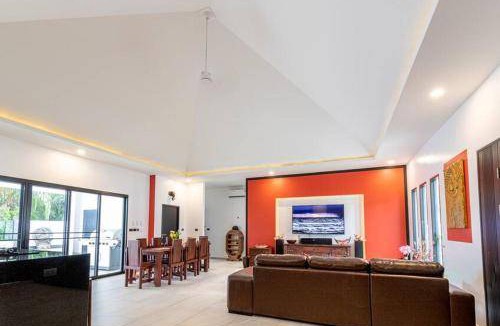 Krabi Villa | 230 m² Villa ∙ 4 bedrooms ∙ 10 guests