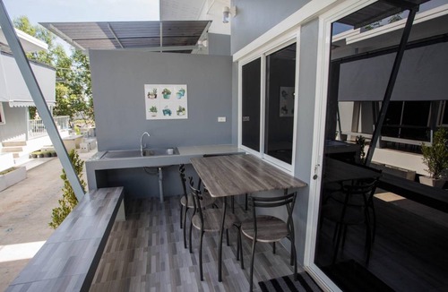 Samut Sakhon Resort | 24 m² Resort ∙ 3 guests