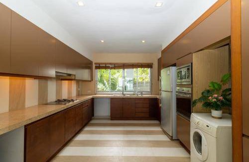 Mai Khao Villa | 2400 m² Villa ∙ 8 bedrooms ∙ 20 guests