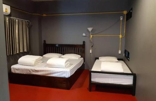 Sri Phum Hostel | 248 STREET HOSTEL