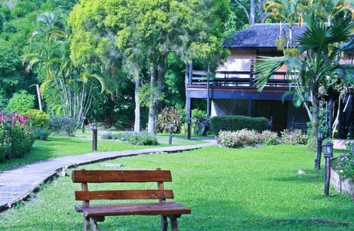Pong Yaeng Resort | 250 m² Resort ∙ 3 bedrooms ∙ 30 guests