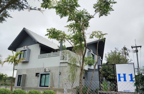 Hang Chat Hotel | 26 m² Motel ∙ 3 guests