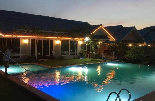Laem Sing Resort | 26 m² Resort ∙ 2 bedrooms ∙ 6 guests