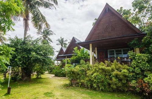 Thong Sala Hotel | 27 m² Hotel ∙ 3 guests