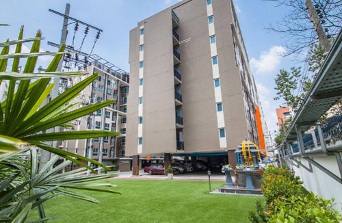 Minburi Hotel | 27 m² Hotel ∙ 3 guests
