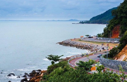 Chanthaburi House | 280 m² House ∙ 4 bedrooms ∙ 8 guests