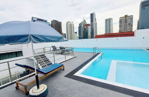 Khlong Toei Nuea Condo | 2B - Short-Term Rental Allowed - Downtown Bkk Serviced Apartment