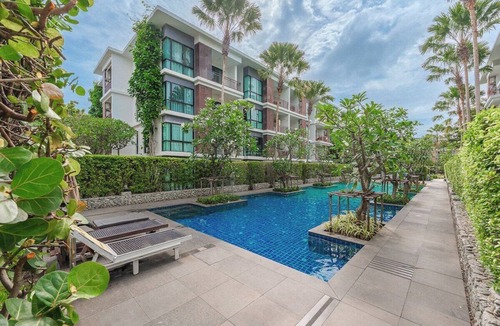 Kathu Apartment | 2BR Condo w/Pool & Gym/Resort Facilities #C262
