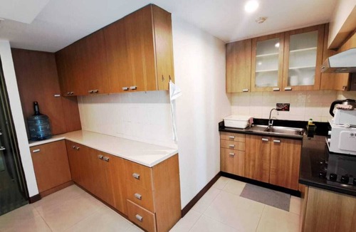 Khlong Toei Nuea Condo | 2C - Short-Term Rental Allowed - Downtown Bkk Serviced Apartment