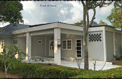 Kram House | 3 bdrm, 3 ba home with 24 hr security in private Villa. Located nr beach & pools