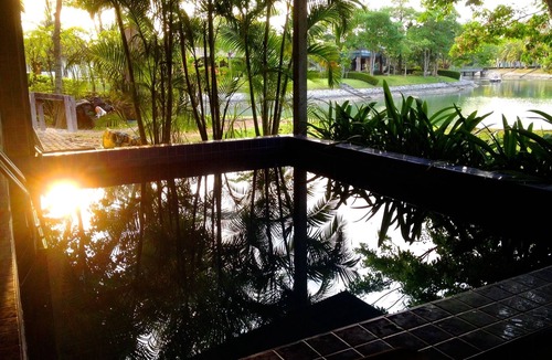 Kram House | 3 bedroom pool house by the sea E24