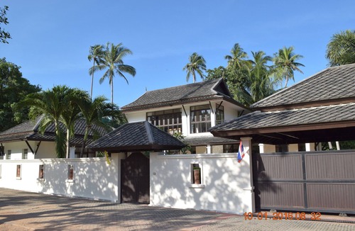 Bang Po Villa | 3 Bedroom Villa 2 ~ only 30 seconds walk to beach