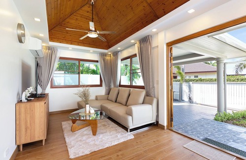 Koh Kaew Villa | 3-bedroom villa in amazing Mueang Phuket with AC, swimming pool