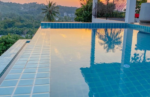 Ko Pha-ngan Villa | 3 min to the beach | The Luxury Oxygen Pool Villa