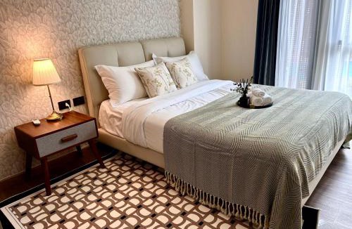 San Sai House | 3 Min Walk to Central Festival, Infinity Pool, 1 bedroom 1 bathroom