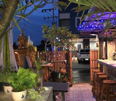 Sa Khu Bed & Breakfast | 30 m² Bed and breakfast ∙ 3 guests