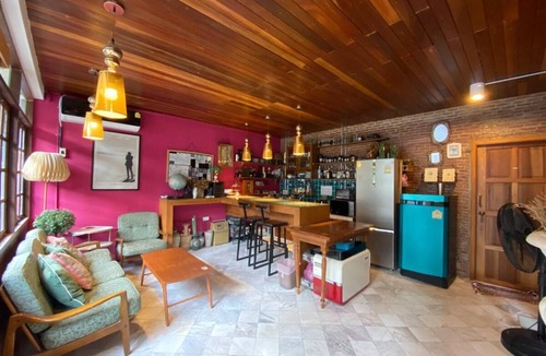 Khlong Tan Nuea House | 300 m² House ∙ 6 bedrooms ∙ 16 guests