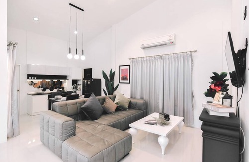 Ranong Villa | 300 m² Villa ∙ 3 bedrooms ∙ 12 guests