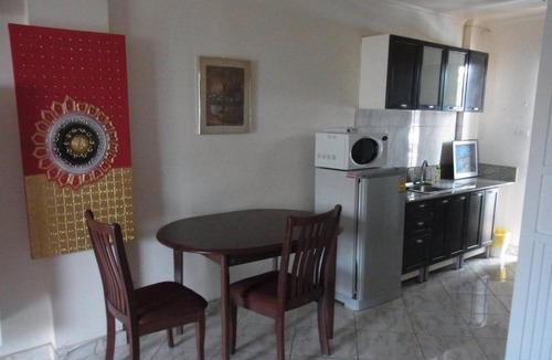 Pratumnak Hill House | 303 40sqm jomtien hill resort